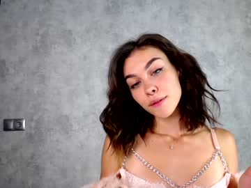 Nude girl nika_lodge image #2578436