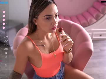 Nude girl ashlyeroberts1 image #2728532