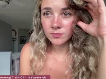 Nude girl bloomyogi image #2149934