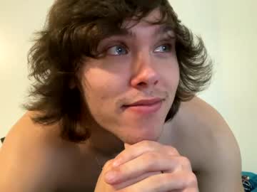 mikkeyyy69 nude cam