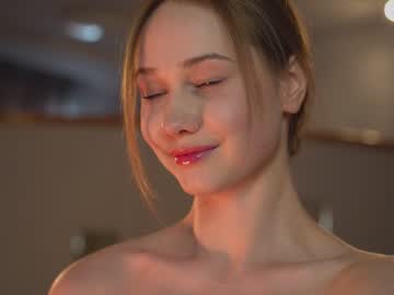 Nude girl purefection_ image #6016294