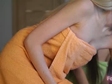 Nude girl plump_bums image #911811