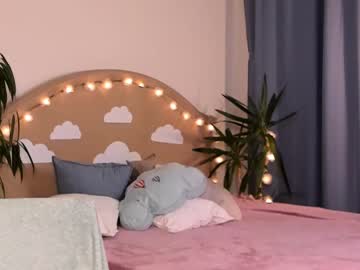 Nude girl linellali image #2707590