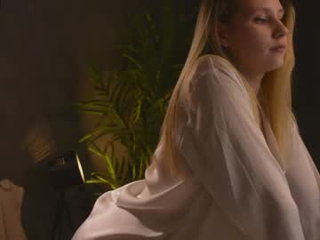 Nude girl fly_fairy image #3328160