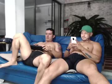 Nude man heteros_men image #570004
