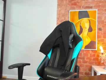 Nude girl _vogue_ image #3717999