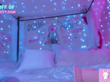 Nude girl butterybubblebutt image #3406535