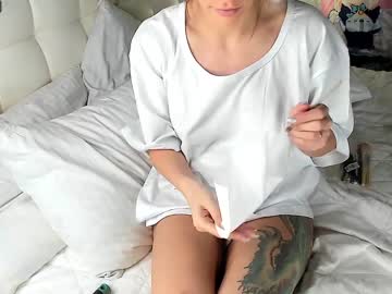 Nude girl queenafina image #5699875
