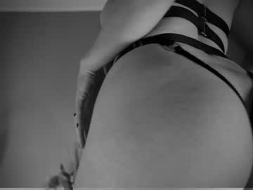 Nude girl littlee33 image #3497365