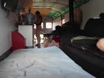 Nude couple busbuddies image #3066410