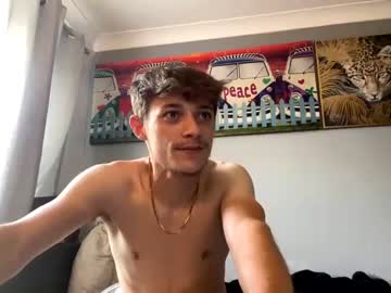 yourboi02 nude cam