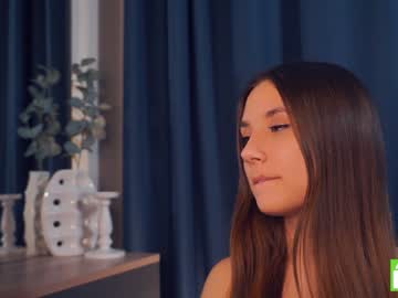 velivety nude cam
