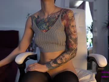 Nude girl kronniekray image #1758924
