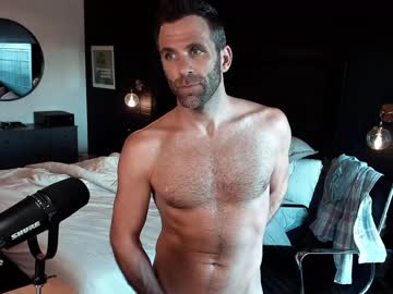 Nude man bareleeworking image #5070870