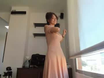 Nude girl vanandjuani image #6037653