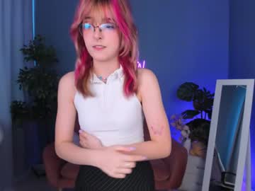 over__thinking nude cam