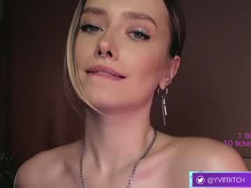 Nude girl _yvie_ image #3544867