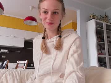 Nude girl magic_couple13 image #6739855