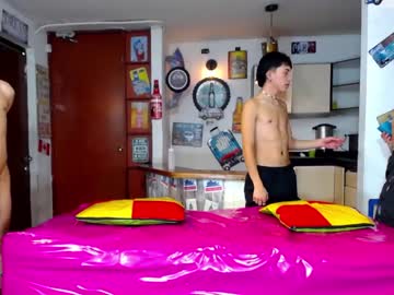 Nude man sextwinksx image #4011186