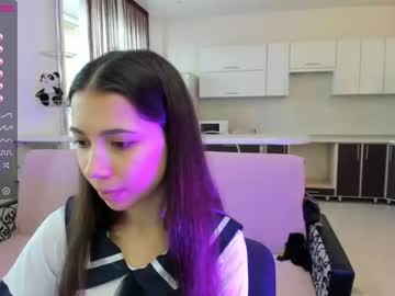 scarlit_crystal nude cam