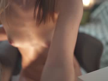 Nude girl _mirrra_ image #710231