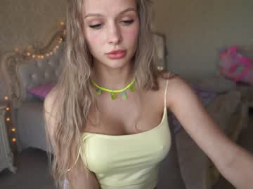Nude girl pussy__money__weed image #1600344
