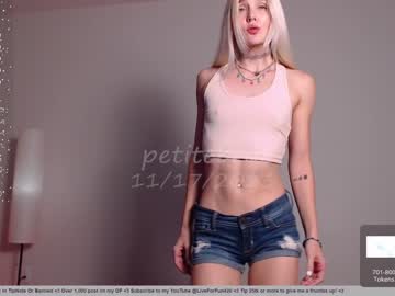 Nude girl petitebrat image #5694718