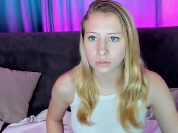 Nude girl emily_tayl0r image #3077812