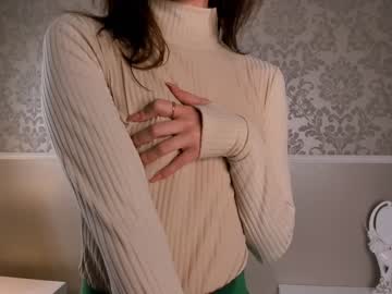 Nude girl odelynedgeworth image #6308971