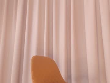 Nude girl peek_in_my_window image #6659417