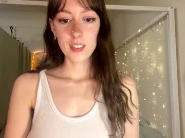 Nude girl bigeyesxo image #3698547
