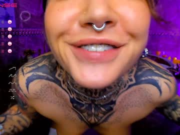 Nude girl nickyneck image #2913903