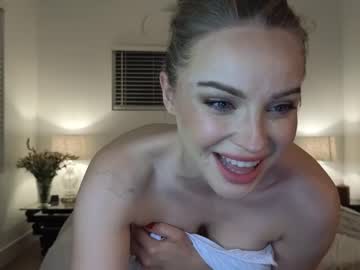 Nude girl wolfetrap image #3900237