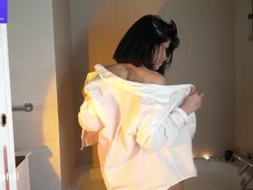 Nude girl anniehillofficial_ image #6708335