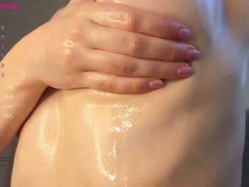 Nude girl uwunikaa image #4823628