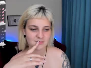 Nude girl yolandi_toit image #2280063