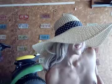 Nude girl littlegreekflower image #4803400