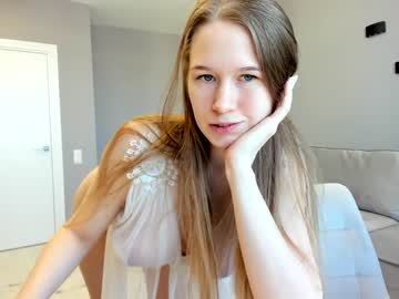 Nude girl yana_squrel_22 image #4200371