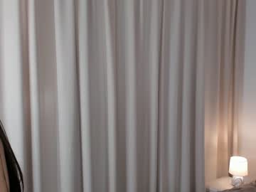 Nude girl peek_in_my_window image #6858824