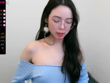 jinnloveu nude cam