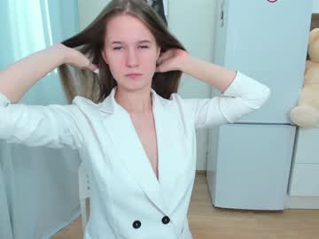 Nude girl yana_squrel_22 image #2869951