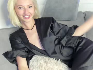 Nude girl yournaughtymiss image #4913595