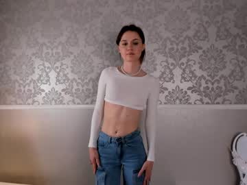 Nude girl odelynedgeworth image #6307215