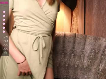 Nude girl dino_barbie image #4874611