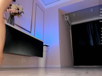 lunessa_ nude cam