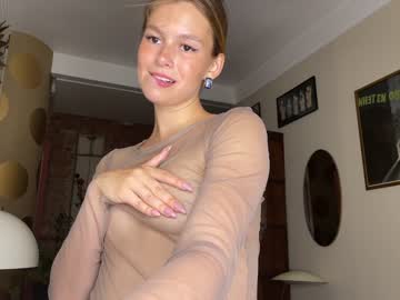 Nude girl bush_mia image #5018928