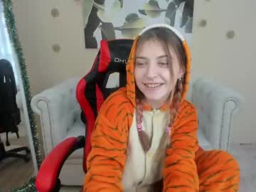 Nude girl kaleriaminx image #3377867