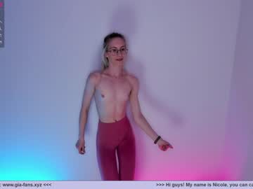 Nude girl girl_i_am image #3052739