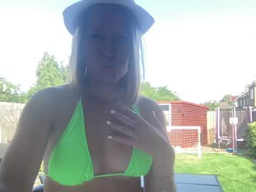 Nude girl eatmypie69 image #5182483