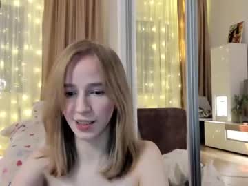 happiness_s nude cam